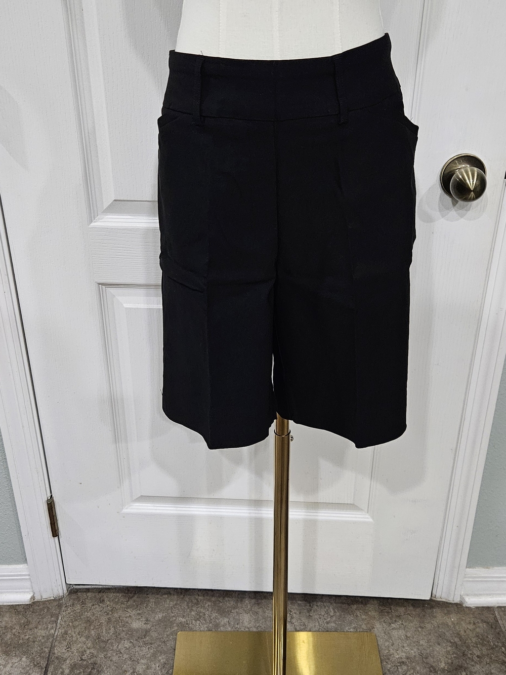 Hilary Radley Black Women's Bermuda Shorts